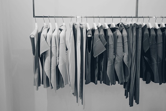 Cabides de Madeira: Durabilidade e Sofisticação para Organização de Roupas
